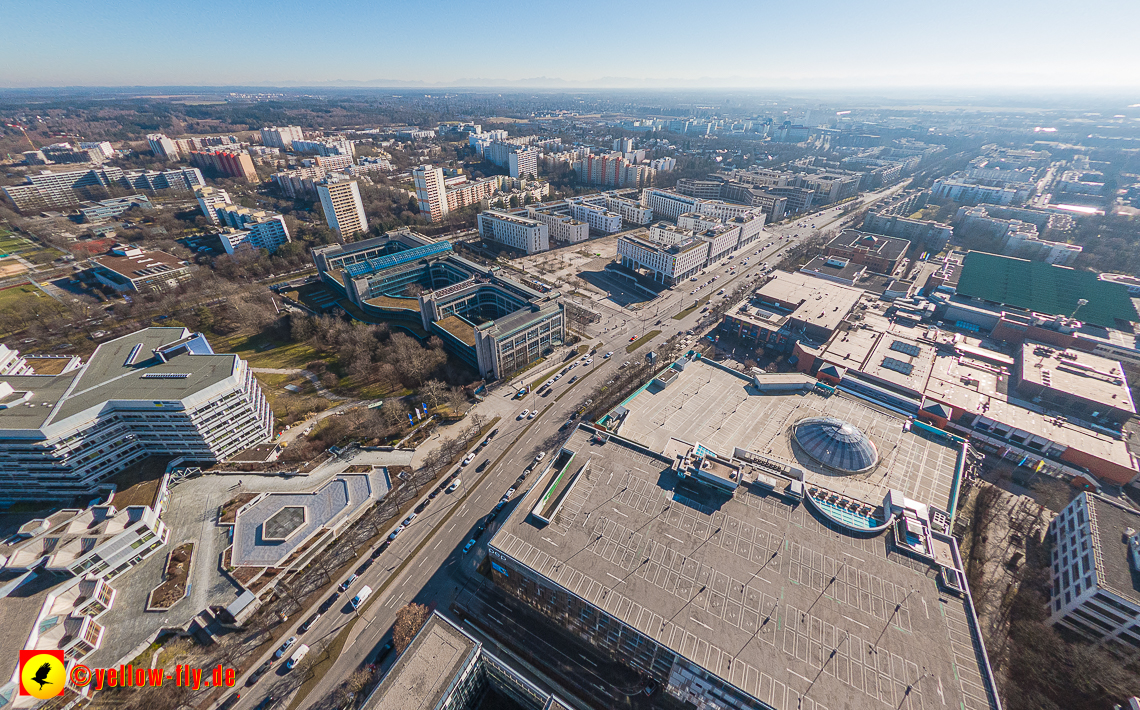 15.02.2023 - Luftbilder Perlach Plaza, Allianz, Wacker, Rentenversicherung, PEP
